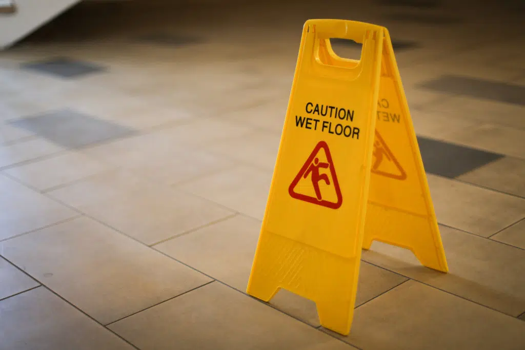Floor - Cleaning